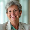 Portrait of Dr. Lisa Rodriguez, Women's Health Specialist focusing on Menopause & Hormonal Health.